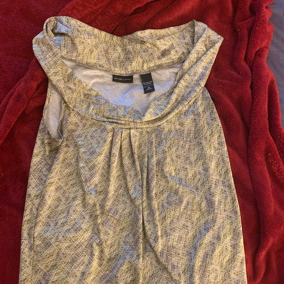 Top - Picture 1 of 2